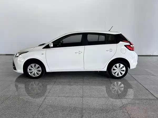 Toyota Yaris L 2019