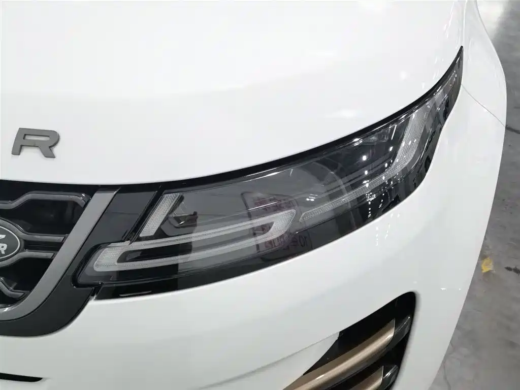 Land Rover Evoque 2020 — фото 7