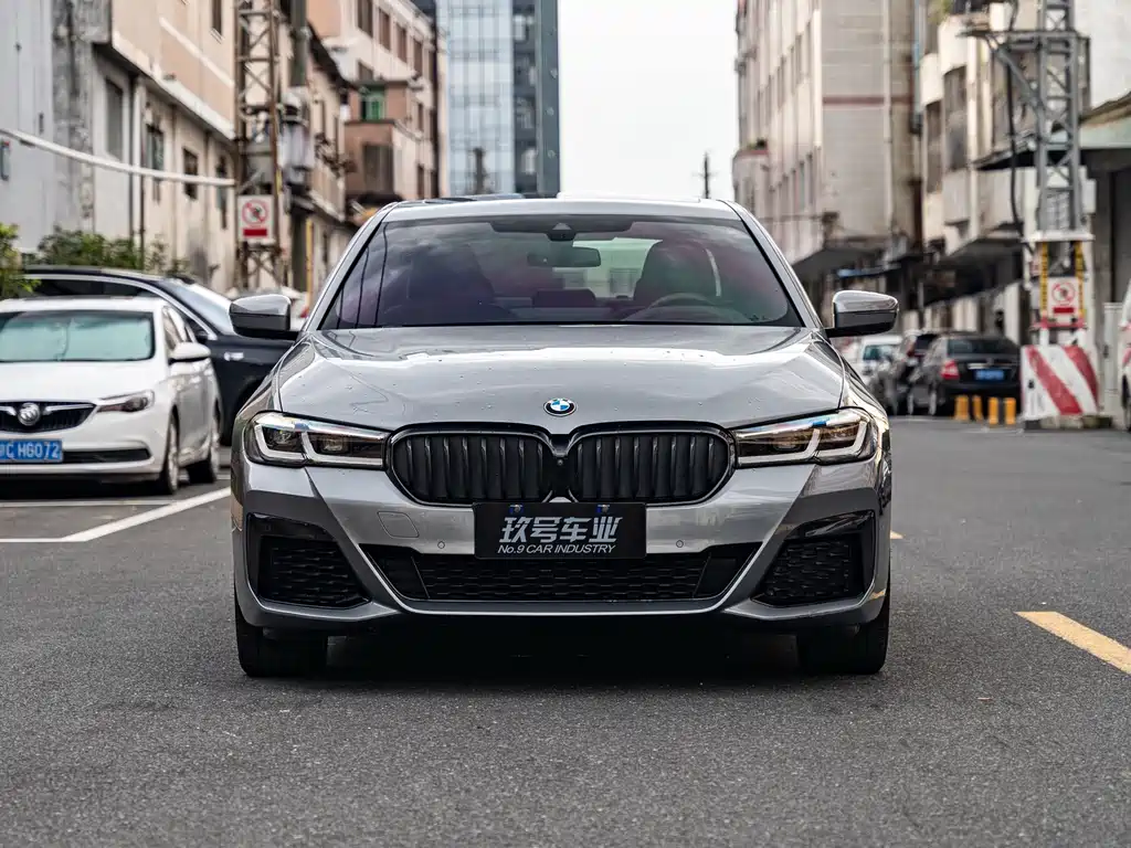 BMW 5 Series 2023