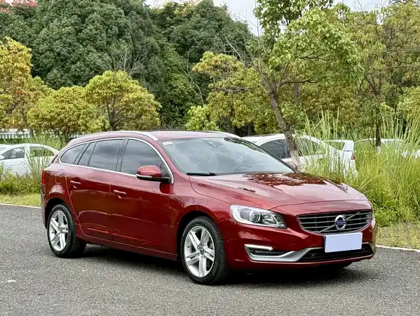 Volvo V60 2013