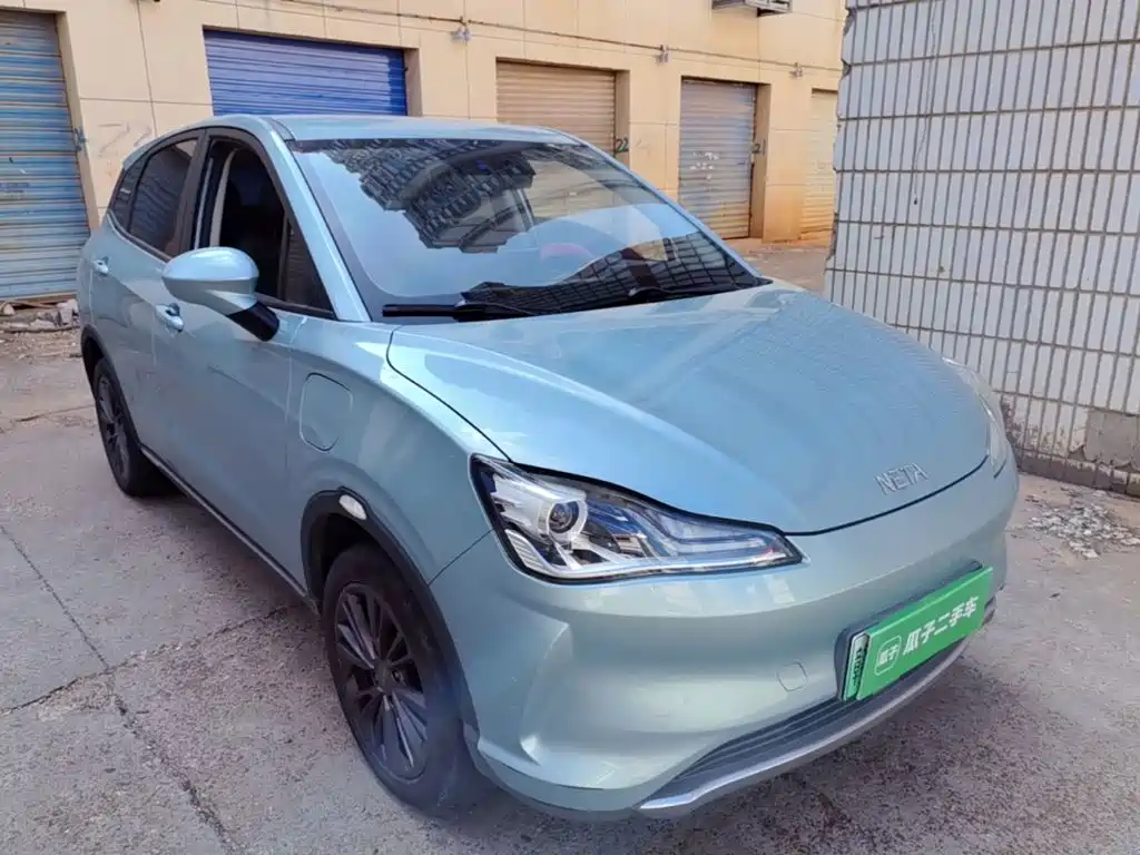 Neta V 2022