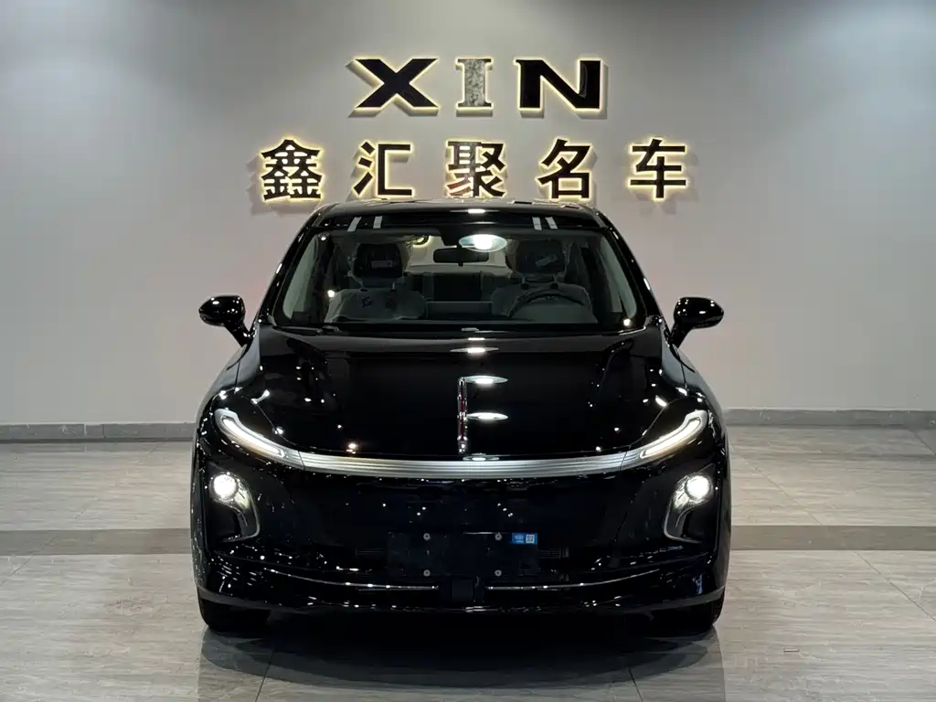 Hongqi E-QM5 — фото 2