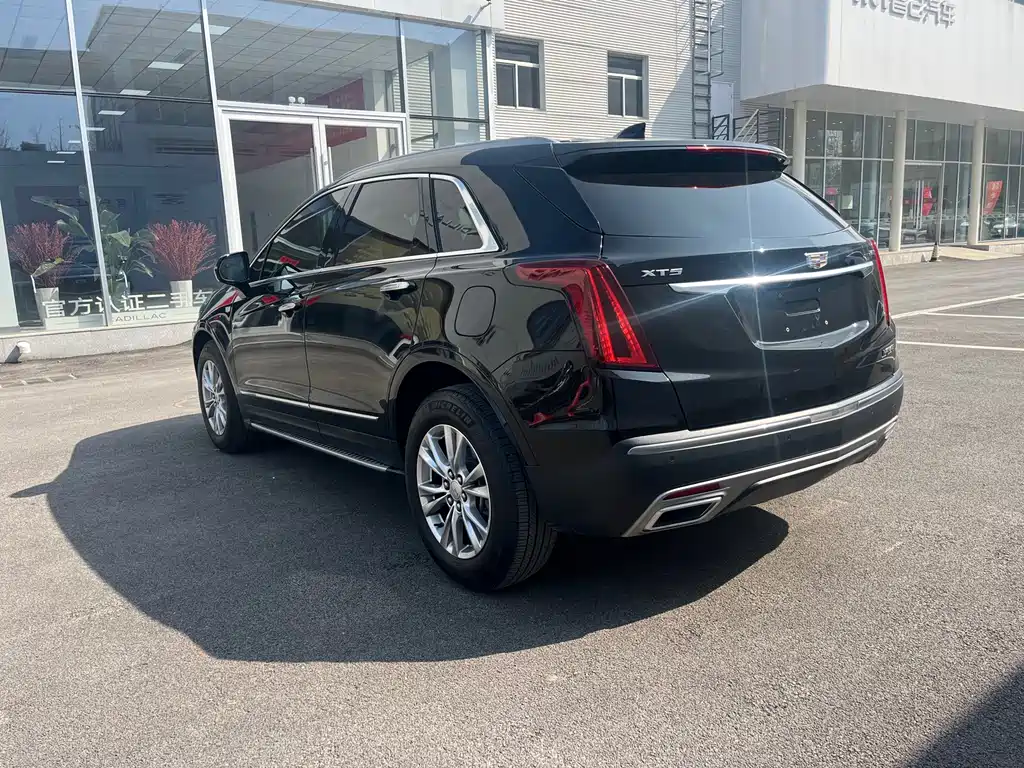 Cadillac XT5 2024 — фото 13