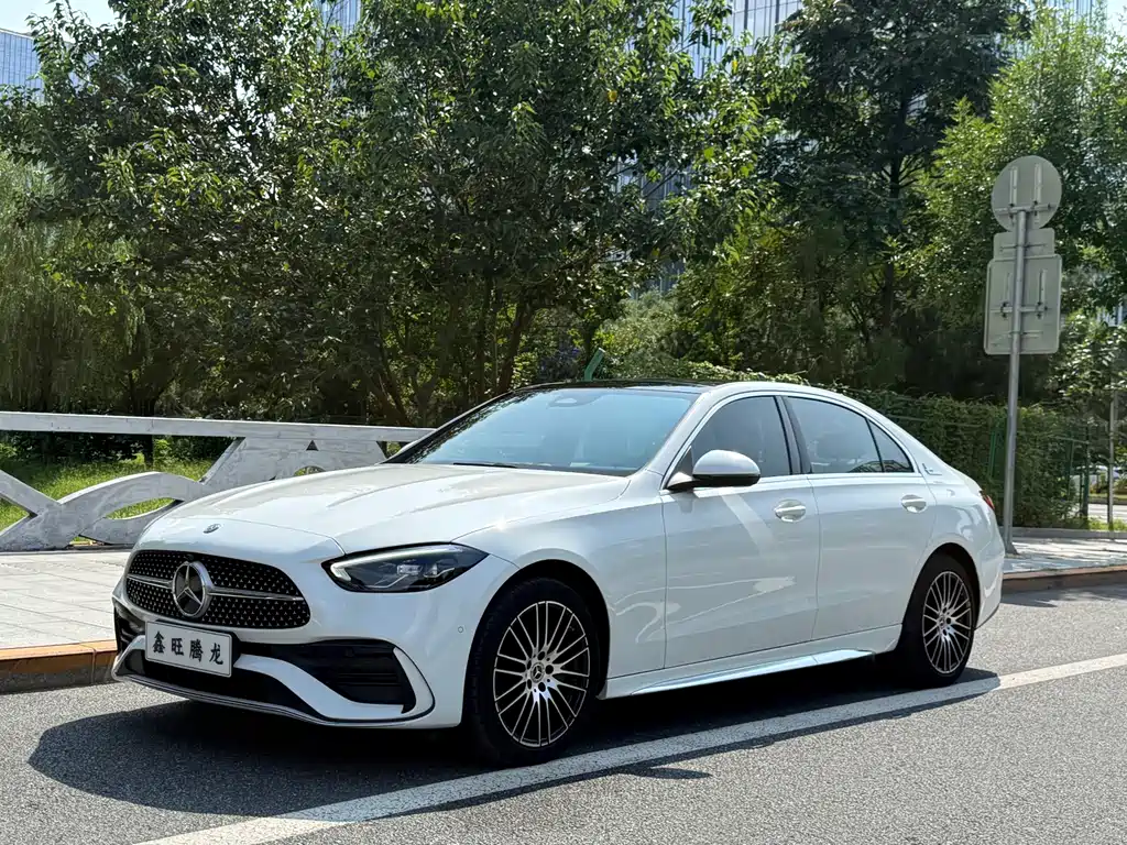 Mercedes-Benz C-Class 2021