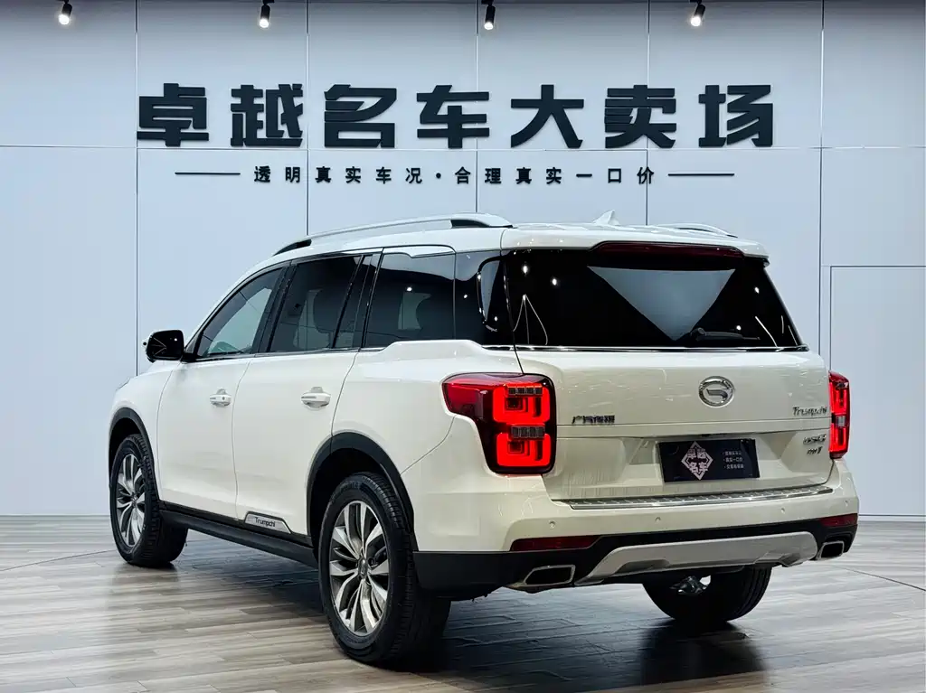 GAC Motor Trumpchi GS8 2017 — фото 7
