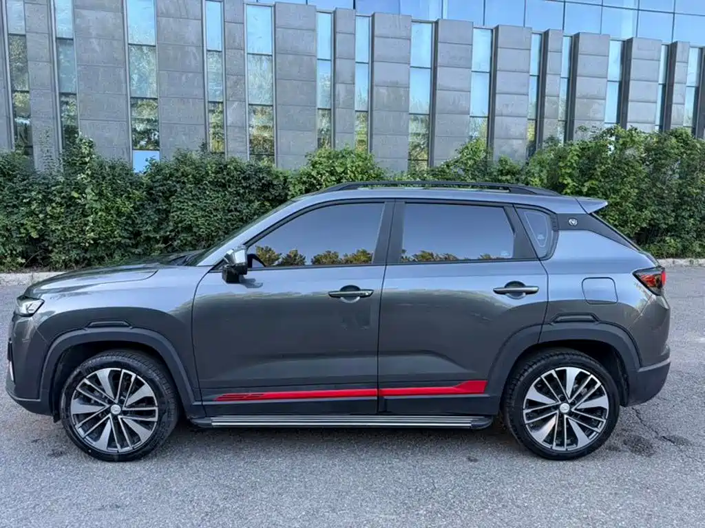 Changan CS35PLUS 2023 — фото 4