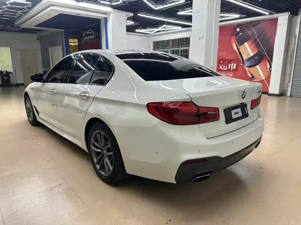 BMW 5 Series 2017 — фото 4