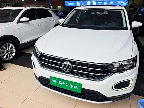 Volkswagen T-Roc 2023