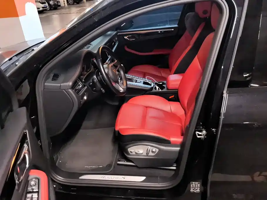 Porsche Macan 2021 — фото 9