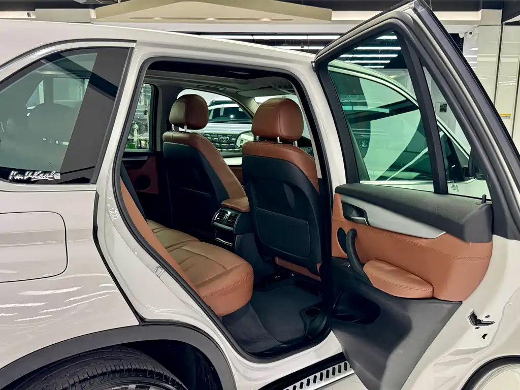 BMW X5 2019 — фото 16