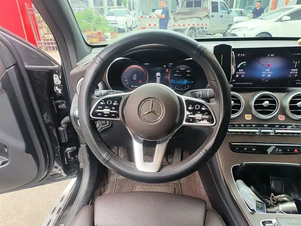 Mercedes-Benz GLC 2022 — фото 11