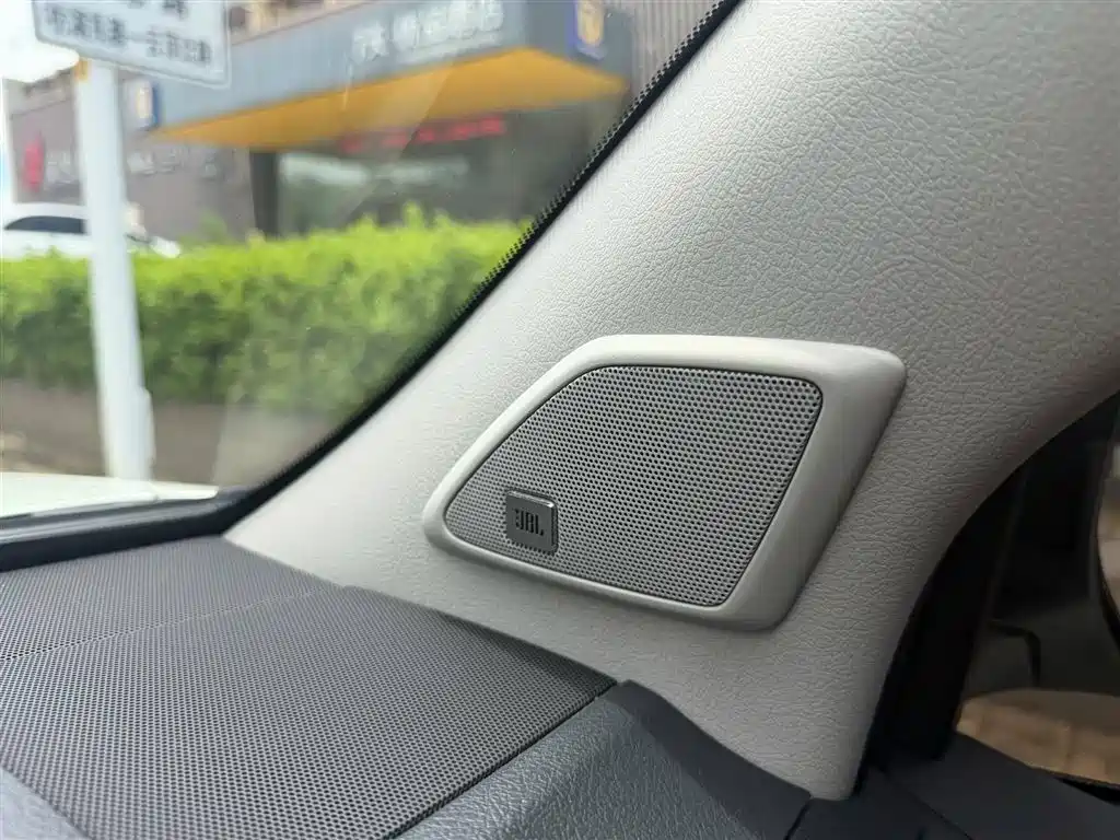 Toyota Prado 2019 — фото 10