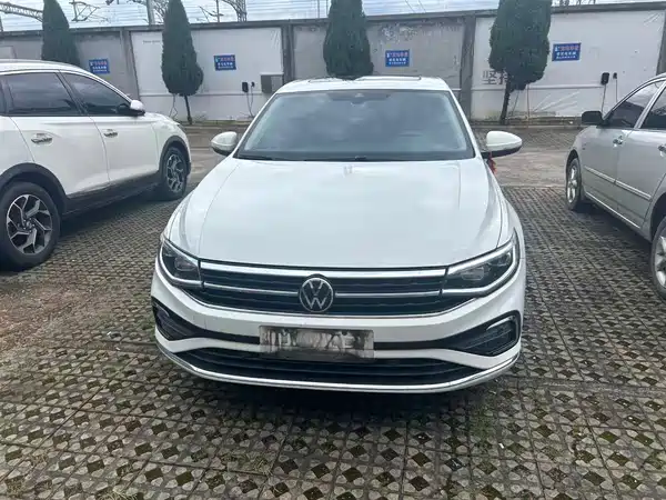 Volkswagen Bora 2022