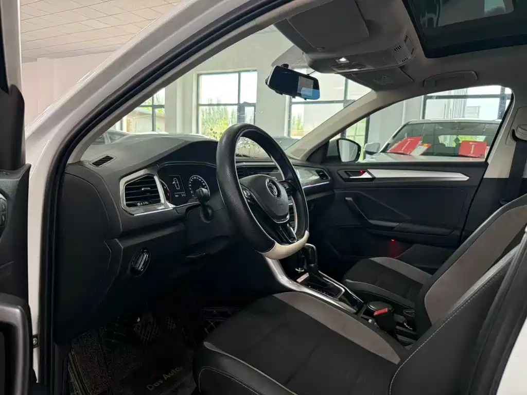 Volkswagen T-Roc 2020