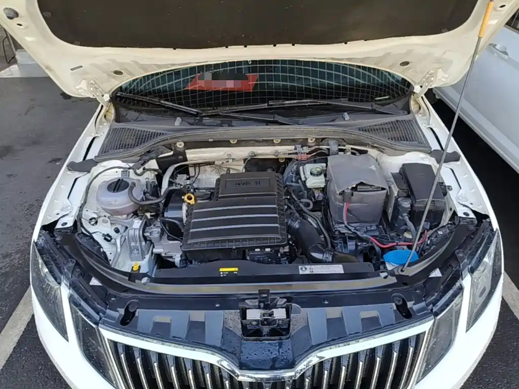 Skoda Octavia 2018 — фото 20
