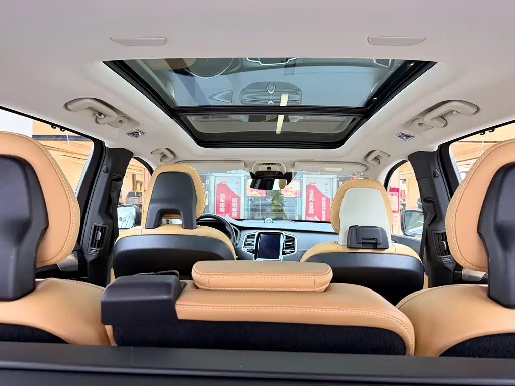 Volvo XC90 2016 — фото 29