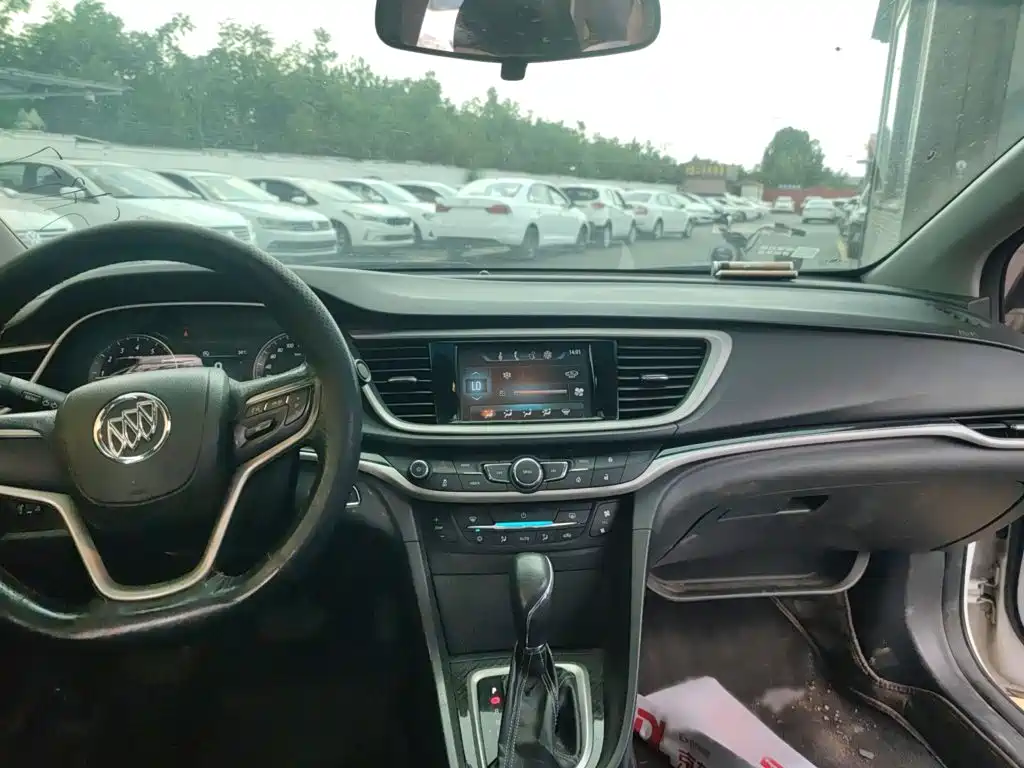 Buick Excelle 2017 — фото 13