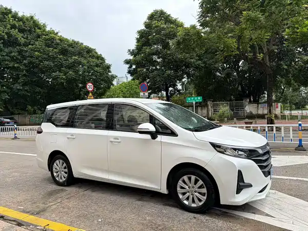 GAC Trumpchi M6 2021