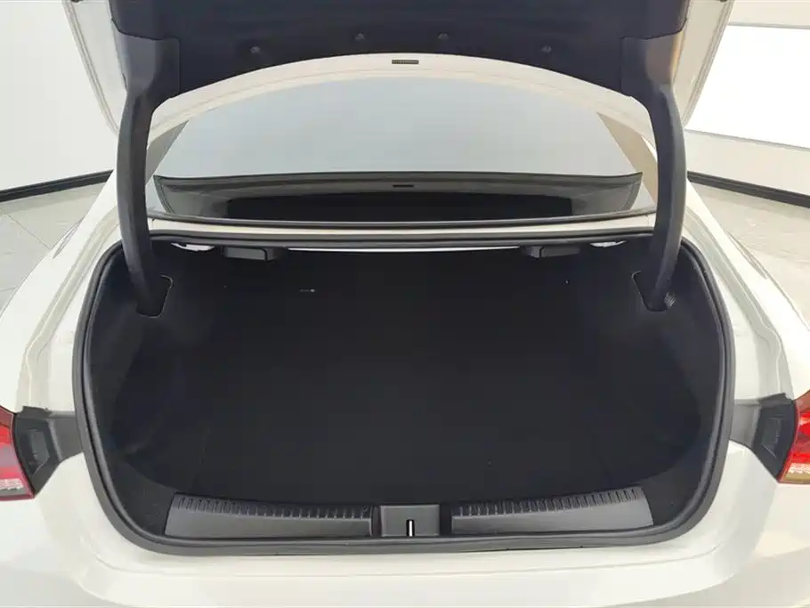 Mercedes-Benz CLA 2023 — фото 4