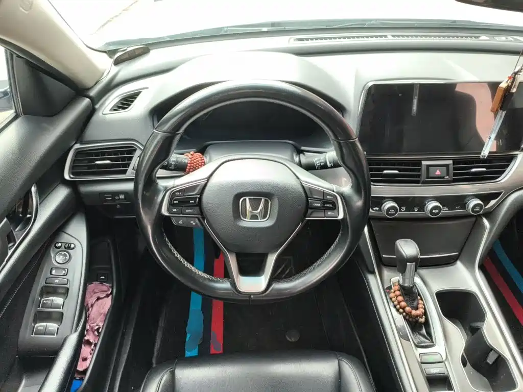 Honda Accord 2018 — фото 3