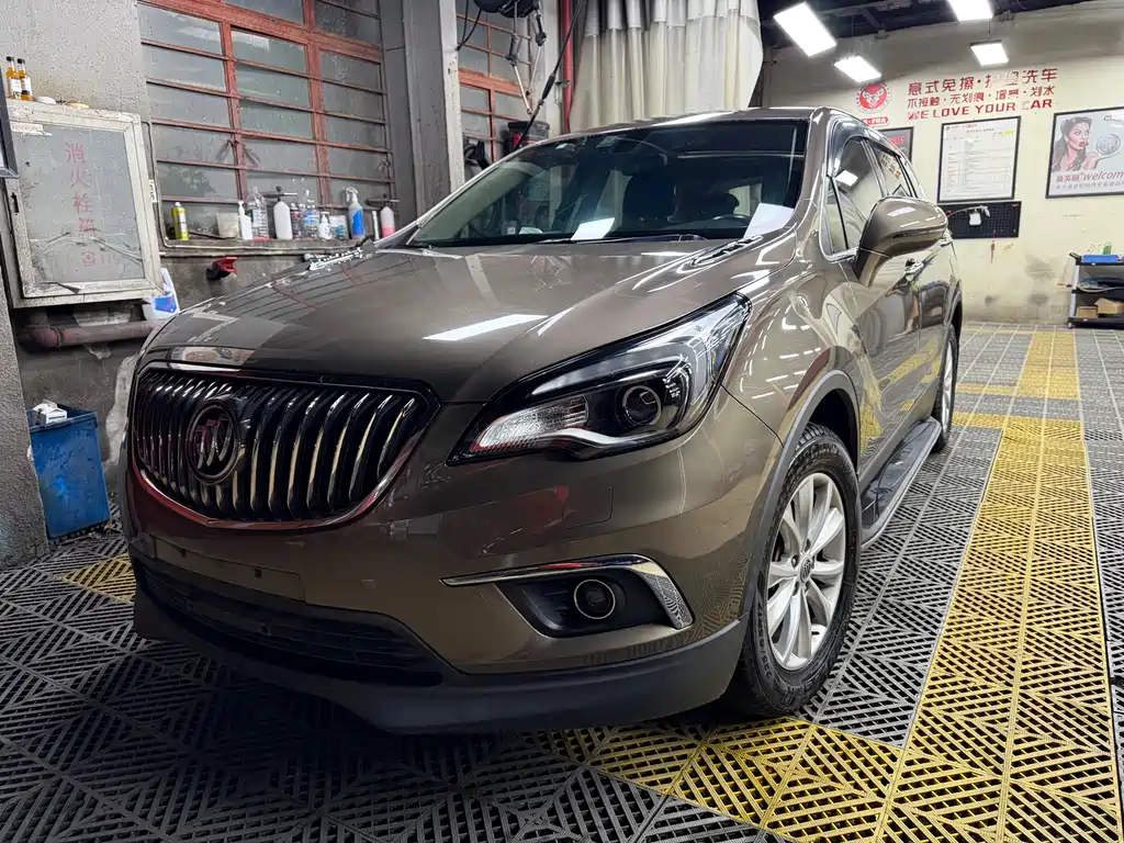 Buick Envision Plus 2017 — фото 1