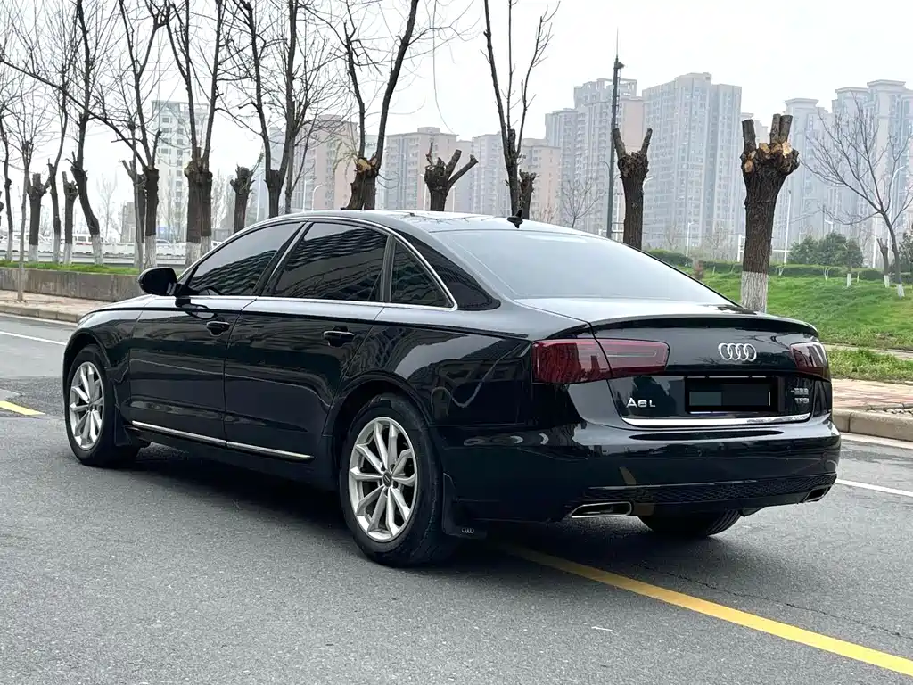 Audi A6L 2012