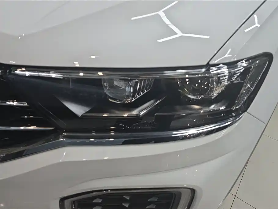 Volkswagen T-Roc 2021