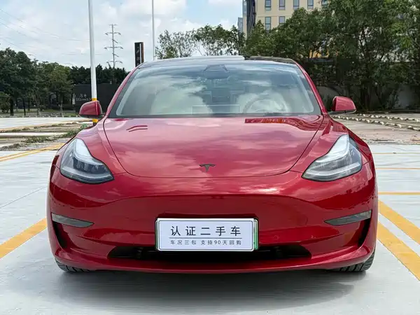 Tesla Model 3 2020