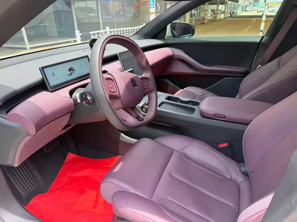 NIO ET5T 2024