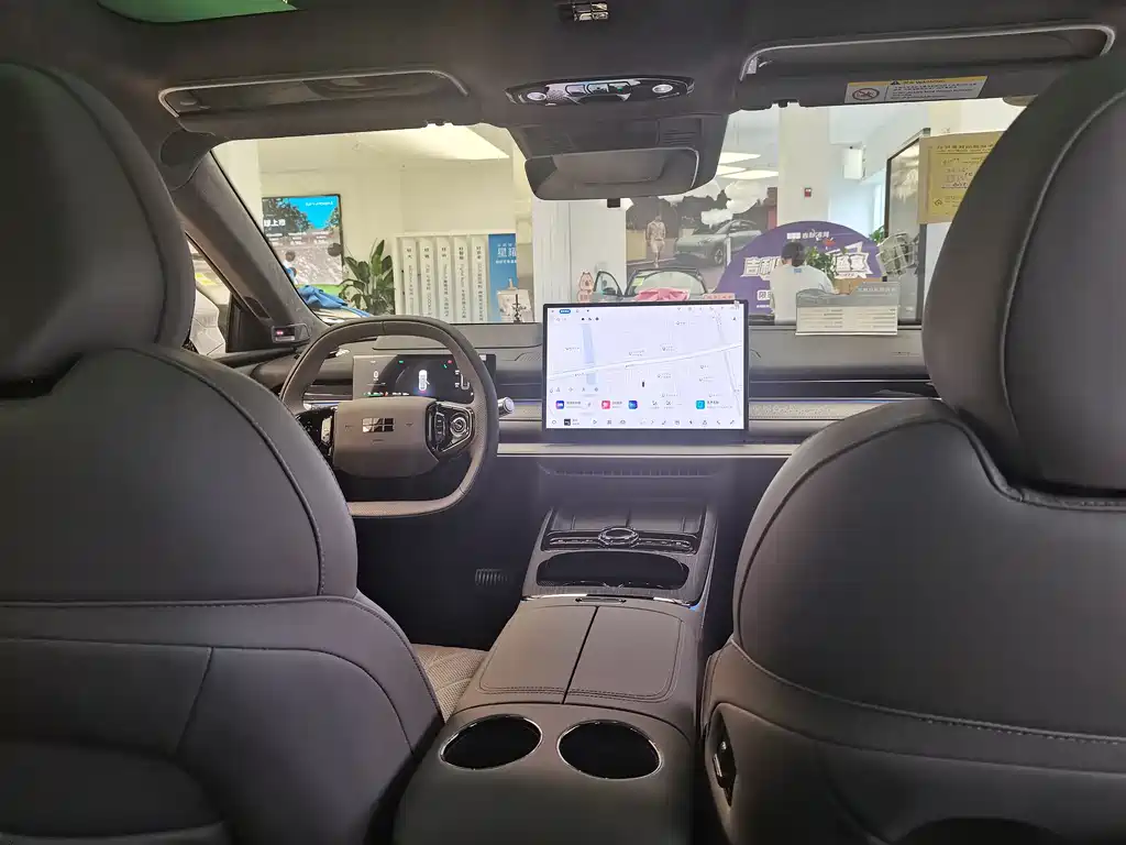 Geely Galaxy Starshine 8 2026 — фото 10