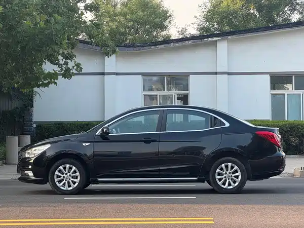 GAC Trumpchi GA3S Vision 2015