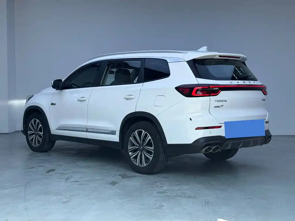 Chery Tiggo 8 2023 — фото 3