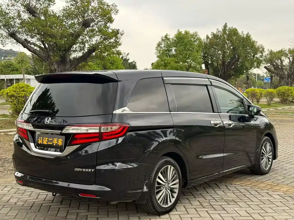 Honda Odyssey 2019 — фото 7