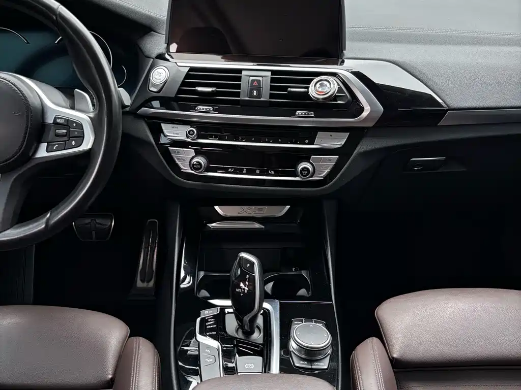 BMW X3 2019 — фото 15