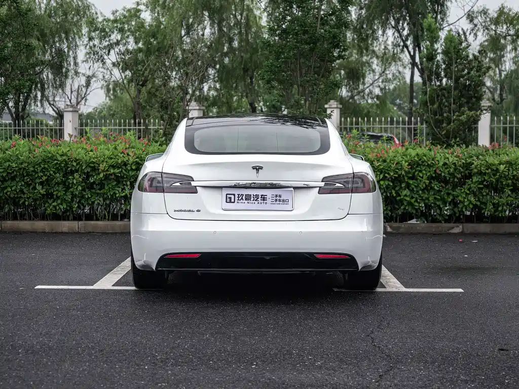 Tesla Model S 2017