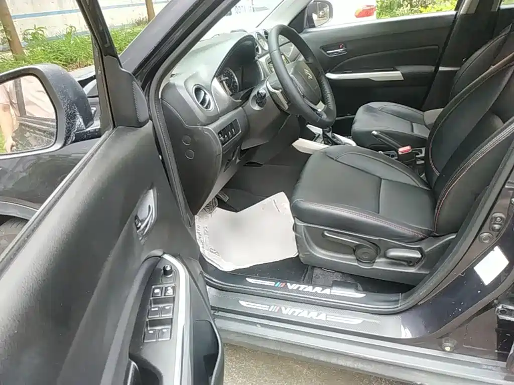 Suzuki Vitara 2016 — фото 16