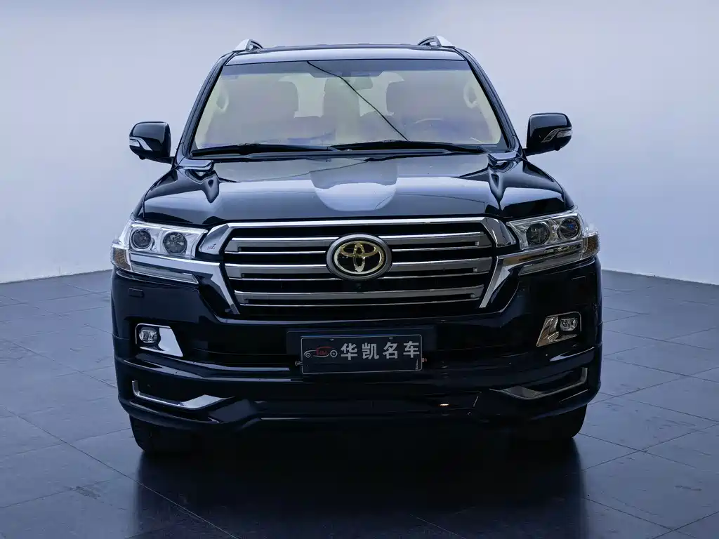 Toyota Land Cruiser 2016 — фото 2