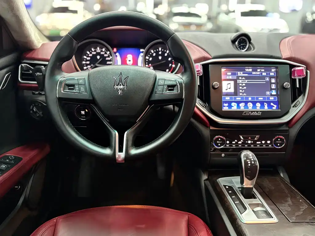 Maserati Ghibli 2015 — фото 8