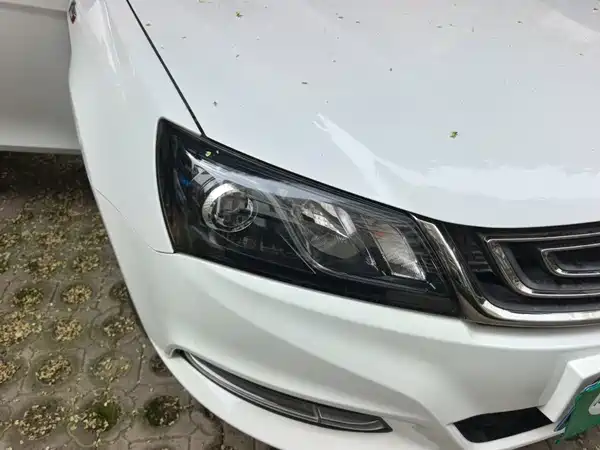 Geely Emgrand 2016