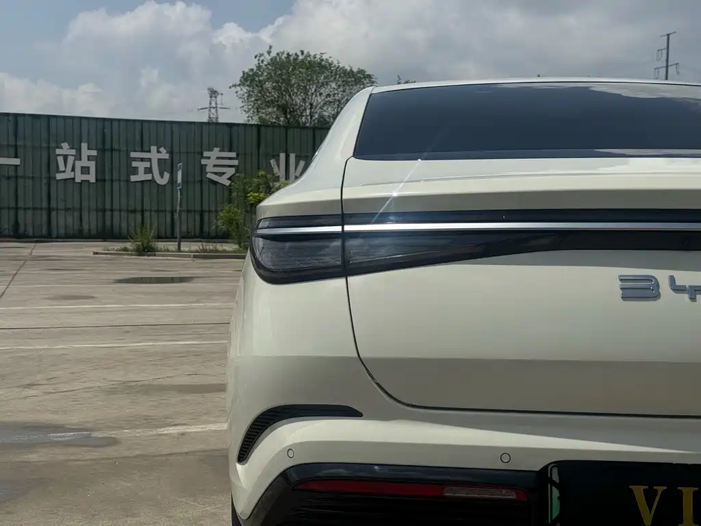 BYD Seal 2024 — фото 16