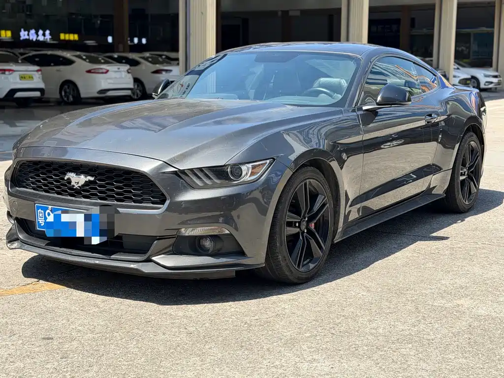 Ford Mustang 2017 — фото 1