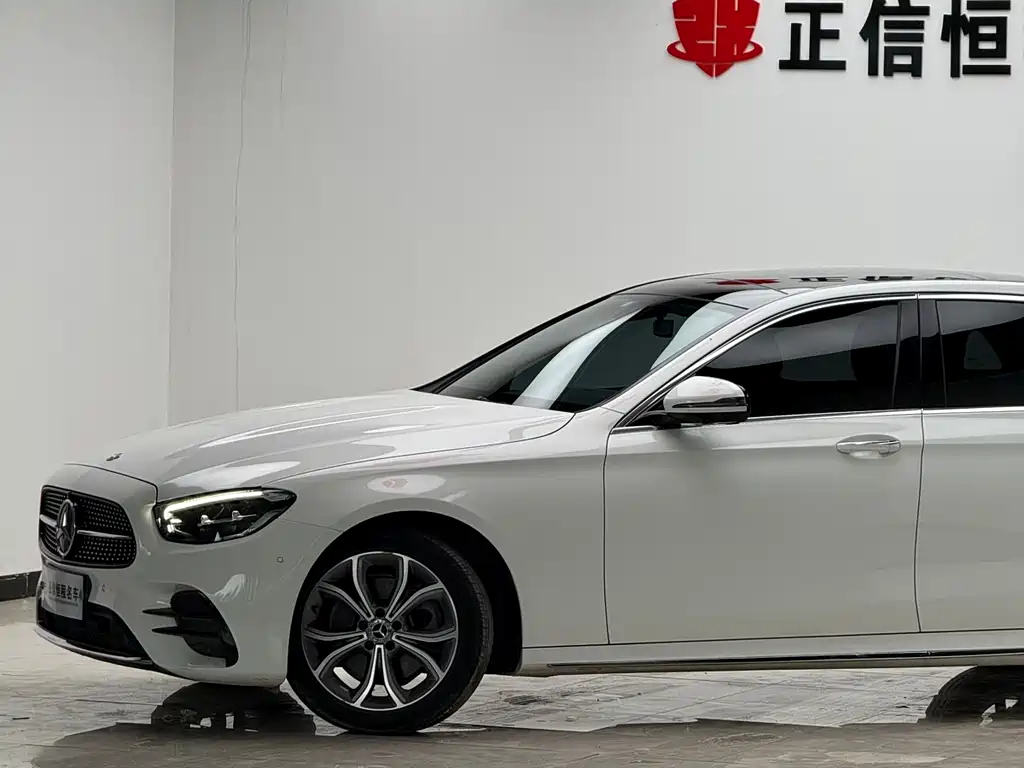 Mercedes-Benz E-Class 2020 — фото 22