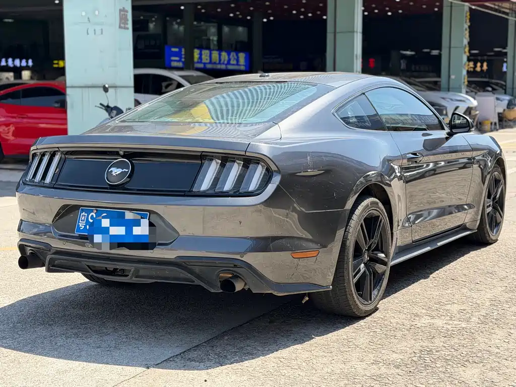Ford Mustang 2017 — фото 4