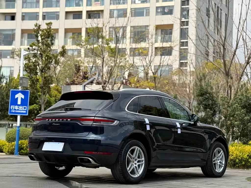 Porsche Macan 2019 — фото 7
