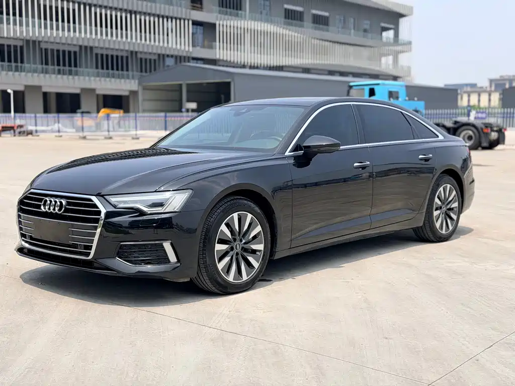 Audi A6L 2022