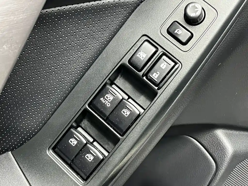 Subaru Forester 2015 — фото 9