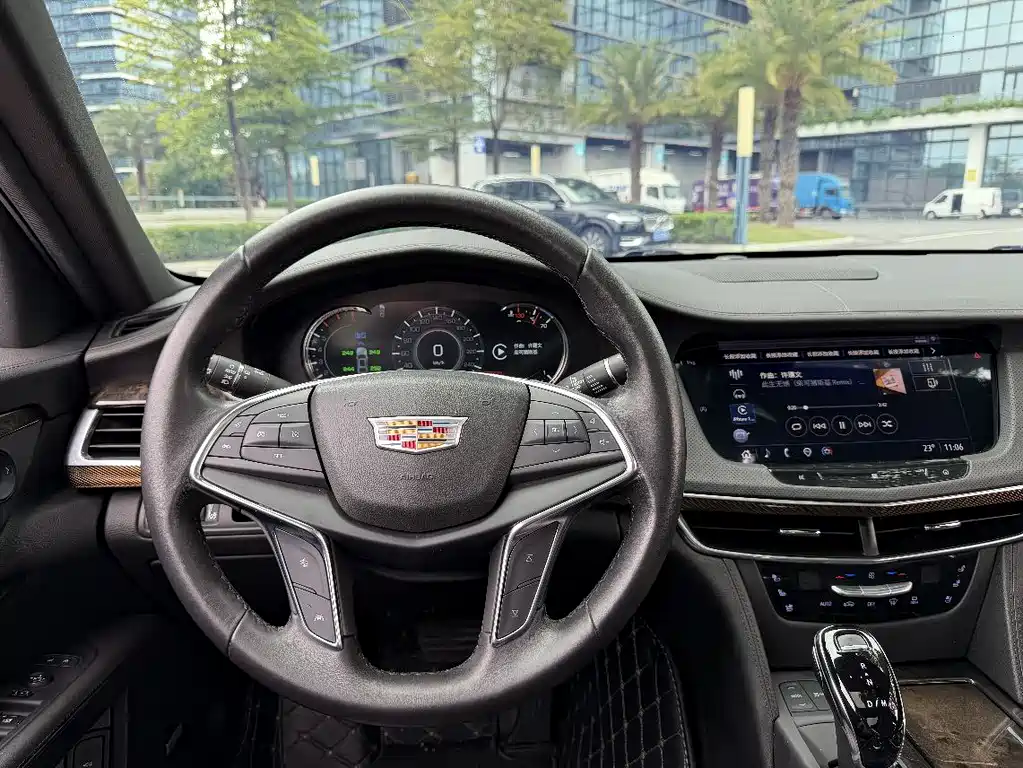 Cadillac CT6 2022 — фото 17