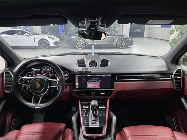 Porsche Cayenne 2020
