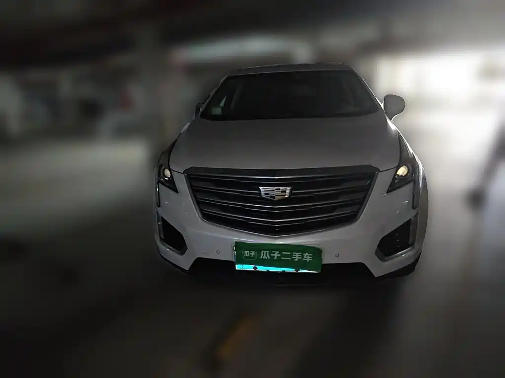 Cadillac XT5 2018 — фото 2