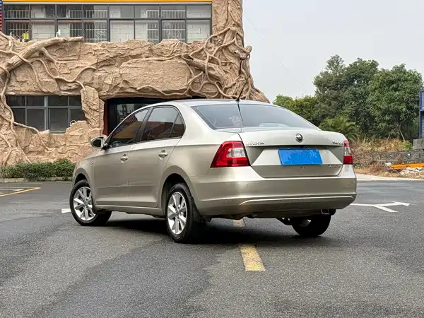 Skoda Rapid 2014